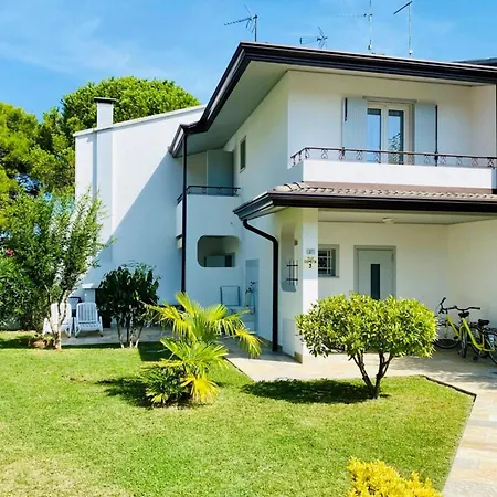Spacious For Families With Garden